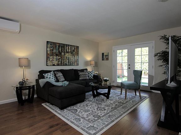 4th image of 2651 Cadjew Ave