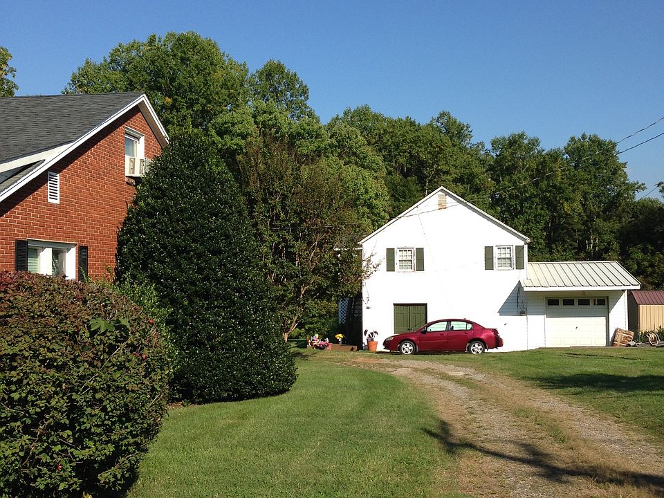 2nd image of 117 Airport Rd