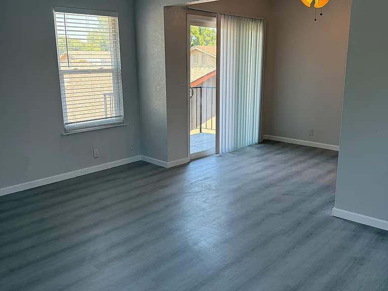 2521 Plantation Pl — Photo 13