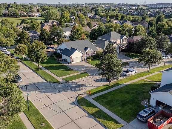 3rd image of 6443 Gabrielle Dr