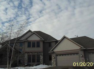 6525 Meadow Rdg, Maple Plain, MN 55359