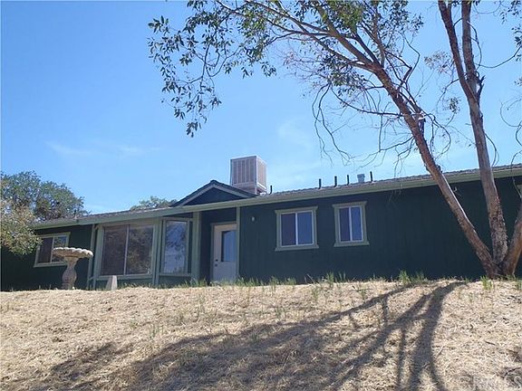 2nd image of 4352 Woodview Ln