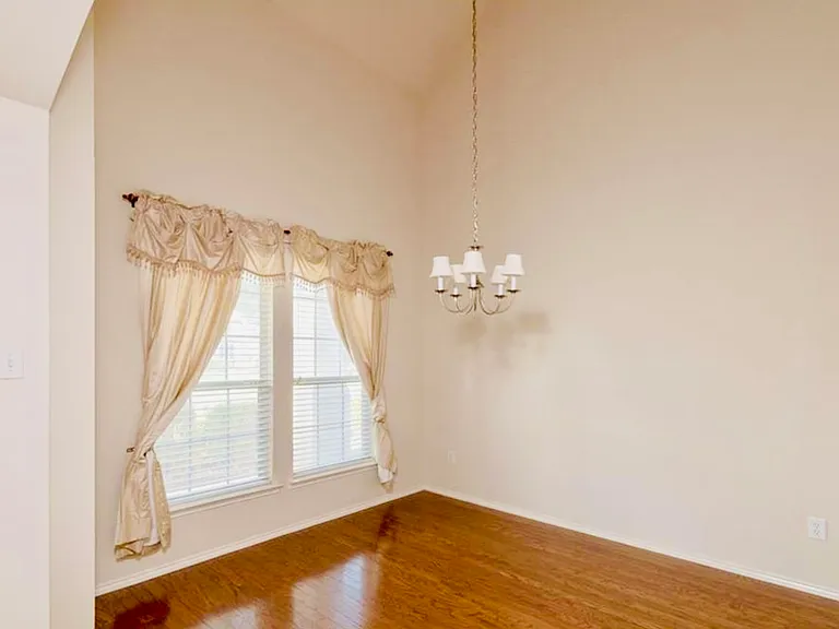 9717 Hedge Bell Dr — Photo 11