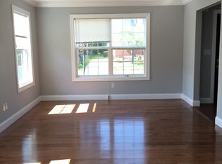 14B Nesaquake Ave #B, Pt Washington, NY 11050