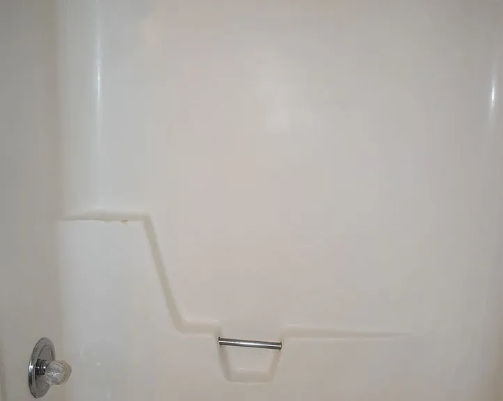 221 W Robin Ln — Photo 15