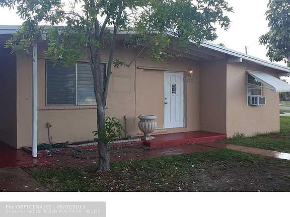 2nd image of 4780 NE 17th Ave