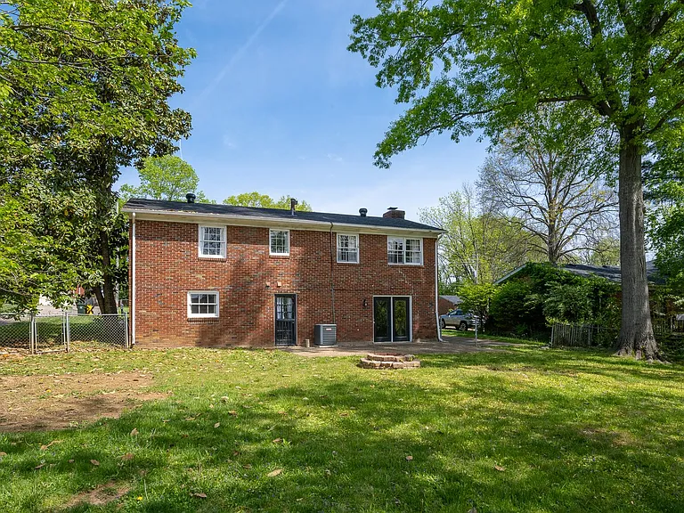 12506 Live Oak Dr — Photo 4