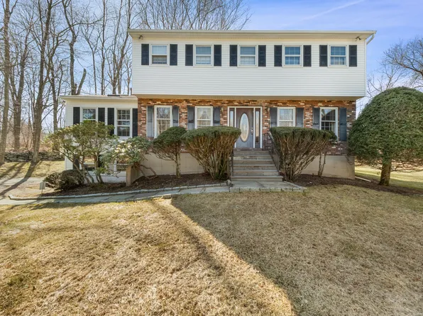 58 Wedgewood Drive, Danbury, CT 06811