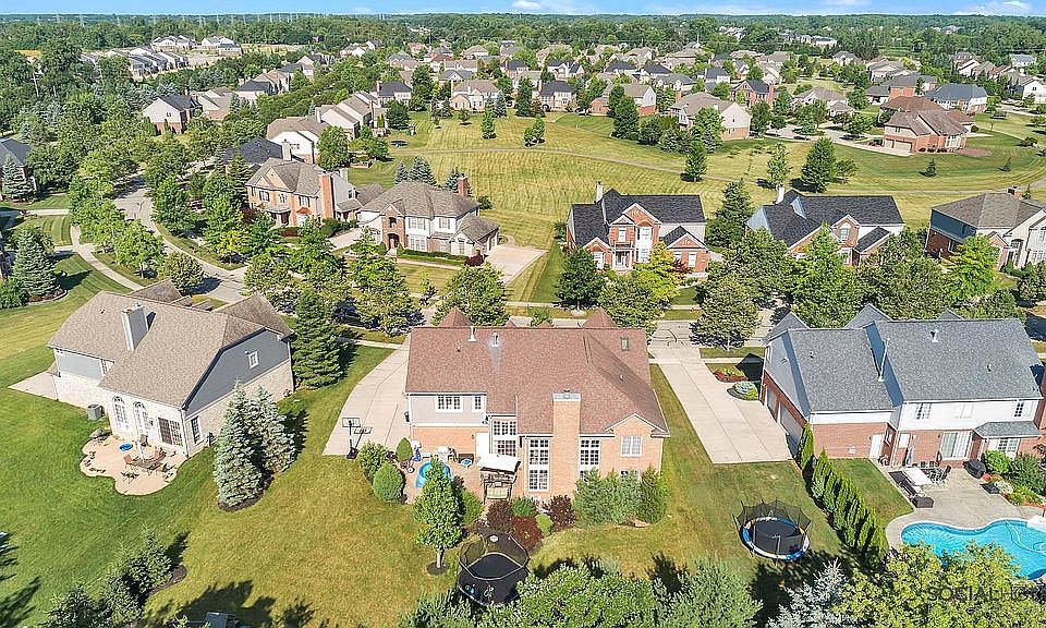 1st image of 1550 Centennial Dr