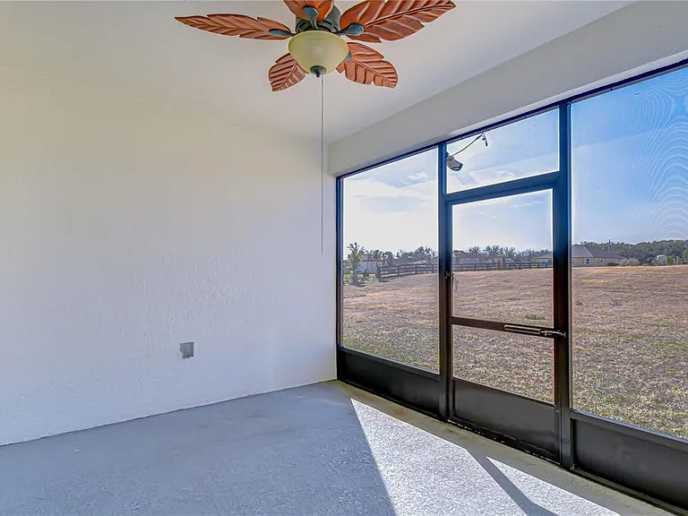 10027 Dolphin Gull Cir — Photo 53