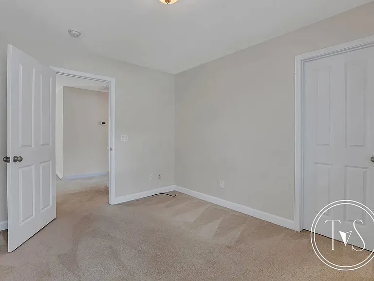 175 Summer Hill Ct — Photo 21