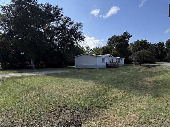 4th image of 162 Century Rd W