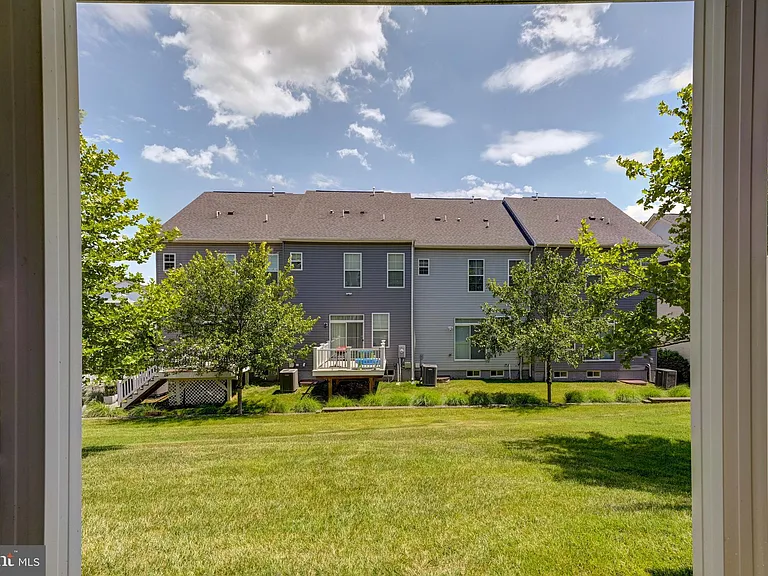 7827 Crystal Brook Way — Photo 40