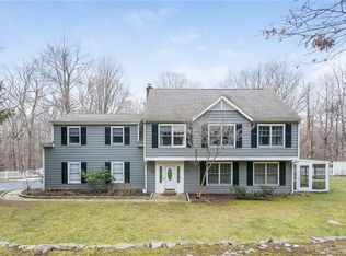 116 Pinewood Rd, Stamford, CT 06903