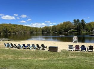 53 Saint Marys Pl, Sparta, NJ 07871