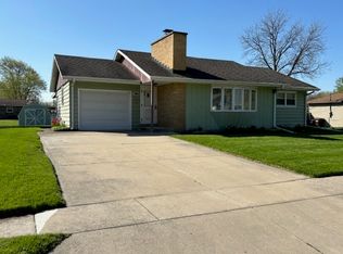 109 Janet Ave, Rochelle, IL 61068