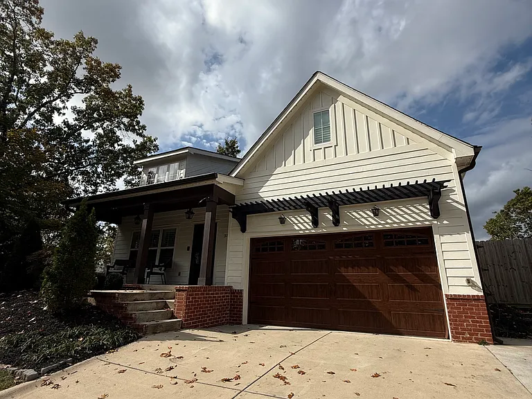 Knollwood Hill Dr — Photo 1