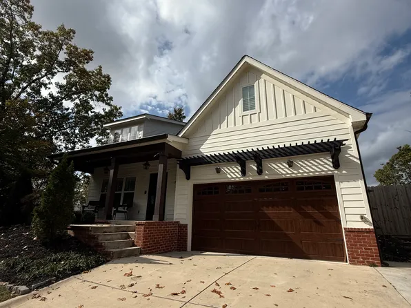 3559 Knollwood Hill Dr, Chattanooga, TN 37415