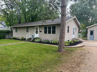 415 S Yale Ave, Litchfield, MN 55355