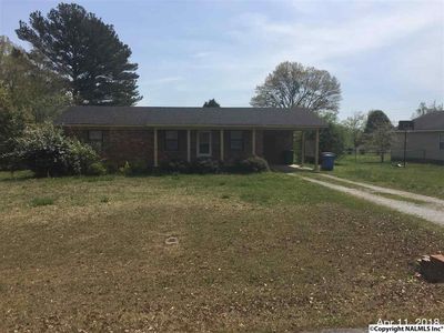 304 Gilchrist St SW, Hartselle, AL, 35640