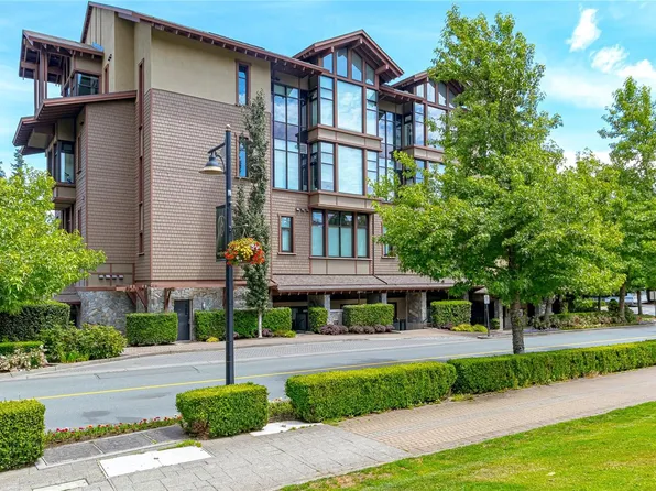 2049 Country Club Way #301, Langford, BC V9B 0H8