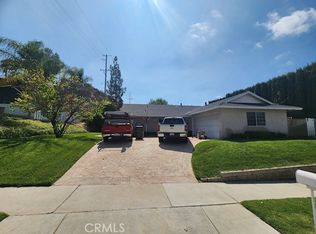 22660 La Rochelle Dr, Santa Clarita, CA 91350