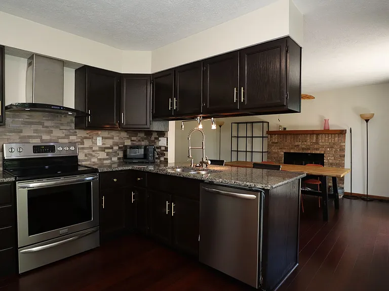 415 Winesap Dr — Photo 5