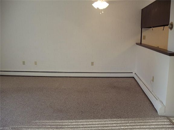 5th image of 38425 North Ln #209-C