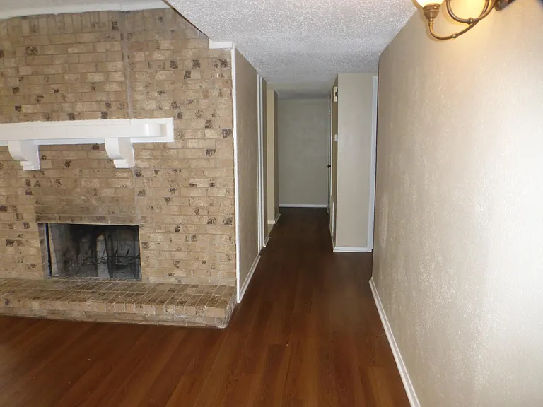 2905 Raintree Dr — Photo 8