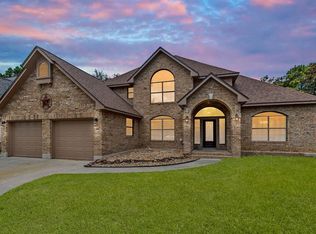 132 Stones Edge Dr, Montgomery, TX 77356