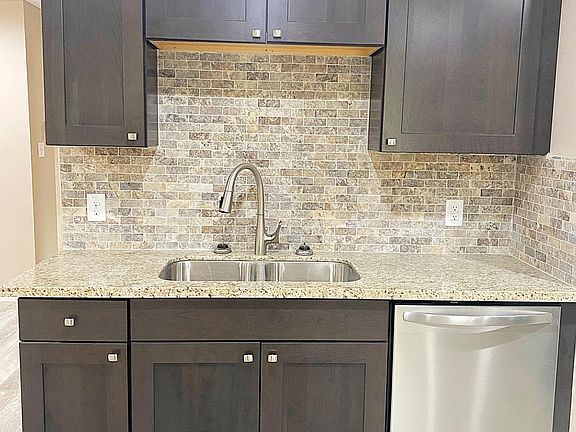 5th image of 65 Jordan Dr