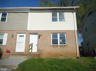 320 Cherrydale Ave UNIT B, Front Royal, VA 22630