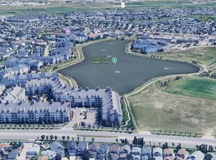 157 SW Country Village Mnr NE, Calgary, AB T3K 0L6