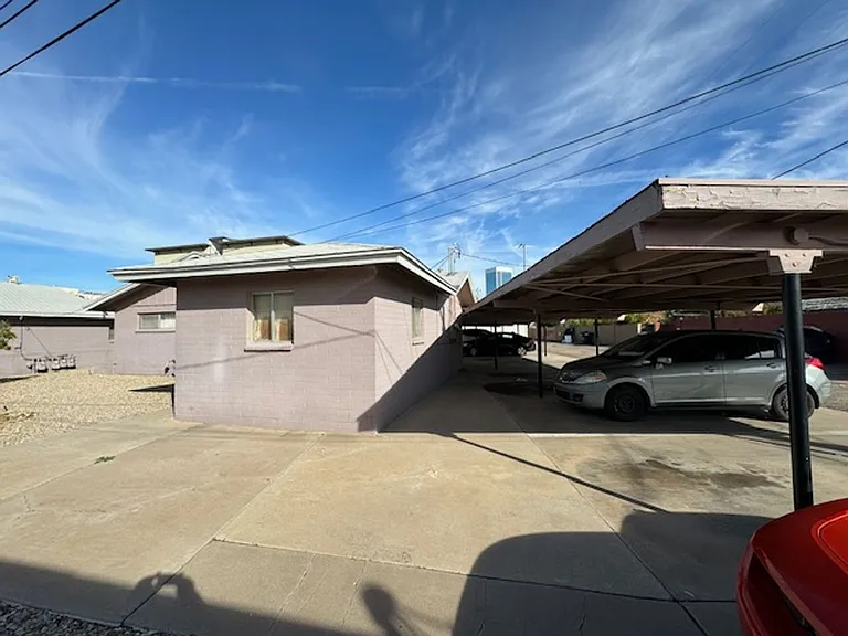 433-439 W Osborn Rd — Photo 26