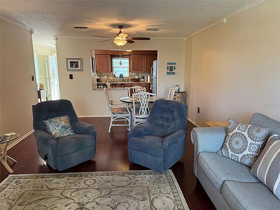 5th image of 1706 Belleair Forest Dr APT 226