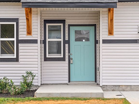 3rd image of 366 Galway Dr Lot 122