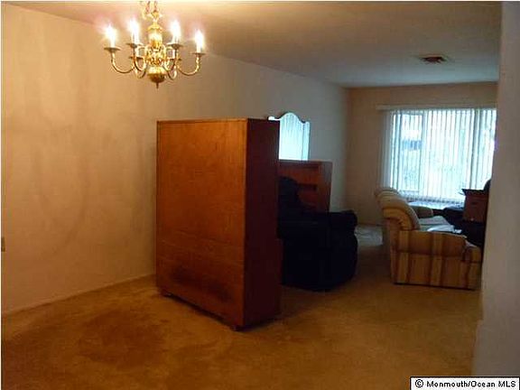 3rd image of 1092 Argyll Circle #A