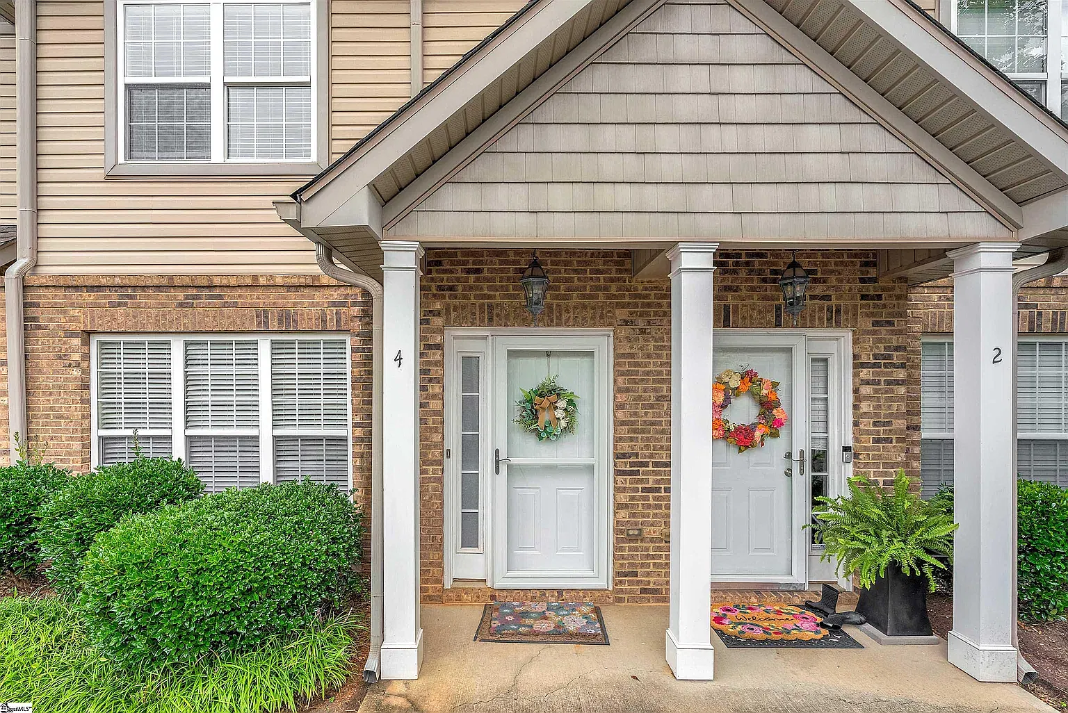 2 bed, 2.5 bath, 1478 sqft, $1,500 — Photo 1