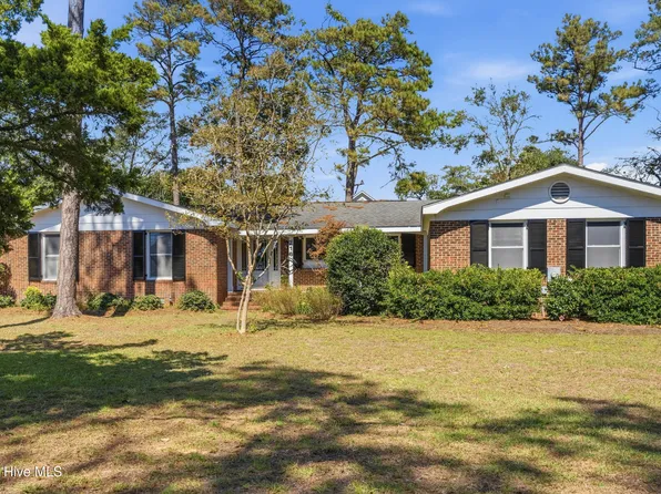 216 Lands End Road, Morehead City, NC 28557