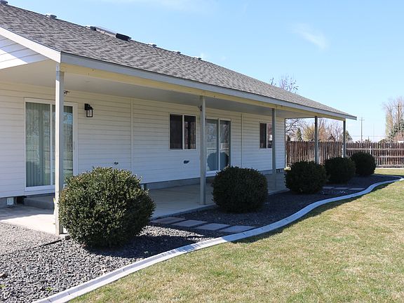 4th image of 3613 S Newport Pl