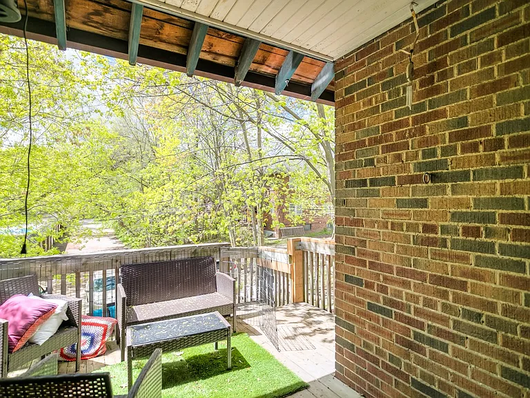 16 Acacia Rd #UPPER — Photo 17
