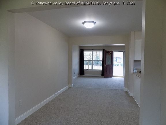4th image of 3 Coralburst Ln