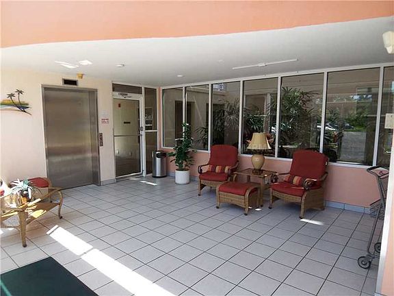 3rd image of 5901 Bahia Del Mar Cir APT 218