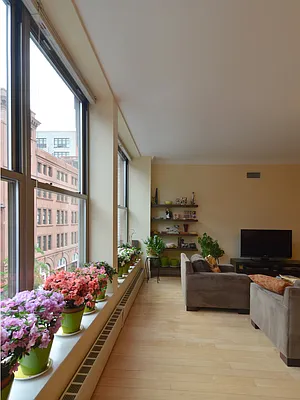 Sold by Sotheby's International Realty | media 17