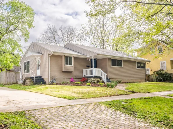 615 W Union St, Champaign, IL 61820