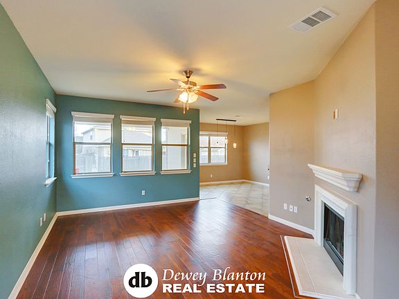 4th image of 941 Hyde Park Dr