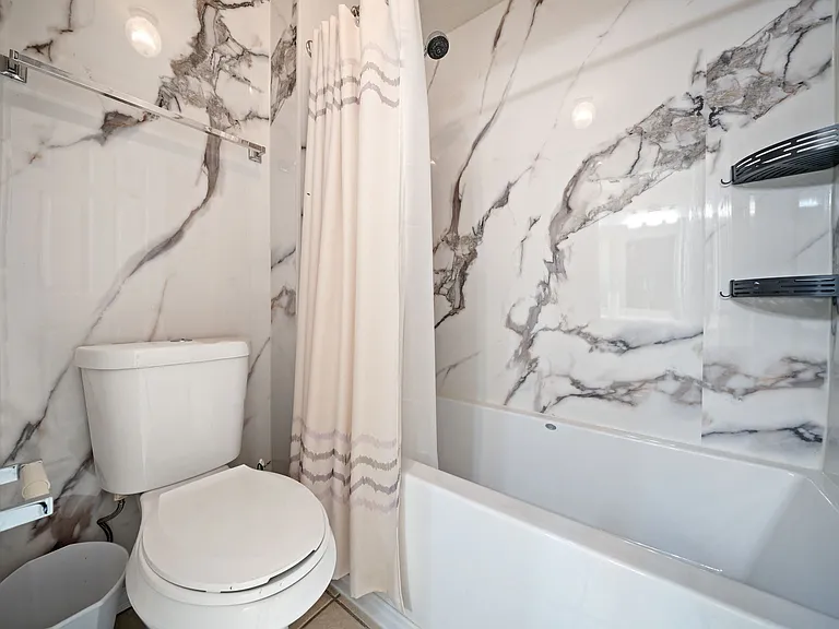 1571 Coastal Dr — Photo 5