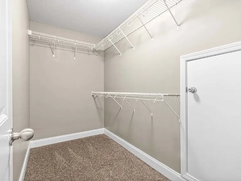 1103 Medallion Ct — Photo 13