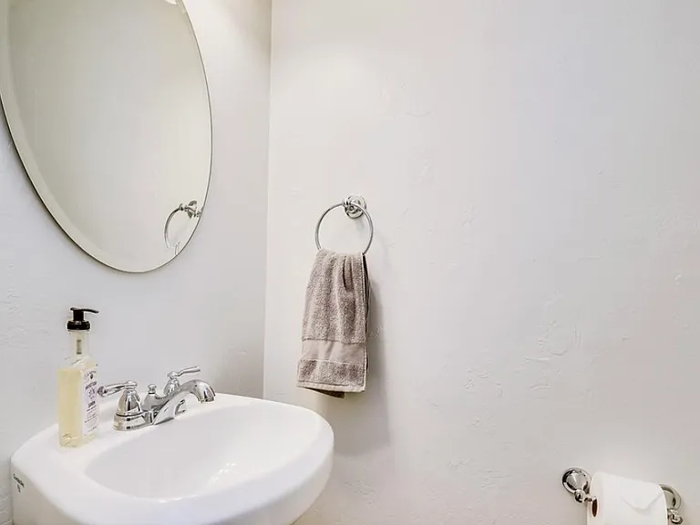 4043 E Campbell Ave — Photo 13
