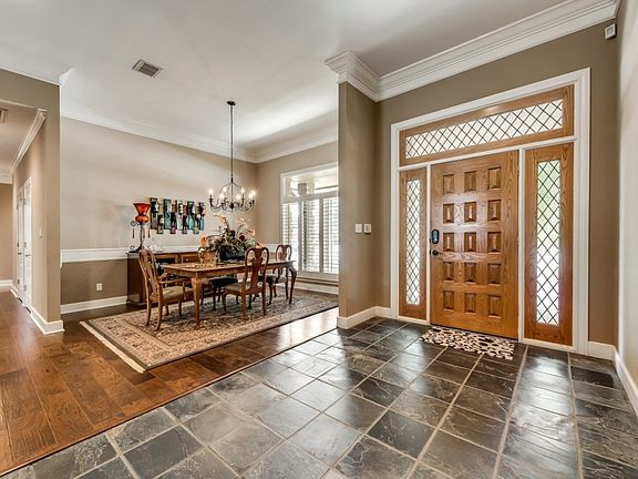 3rd image of 3906 Baybrook Ct